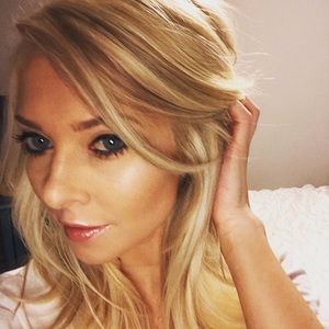 Meet your Posher, Ccynthia